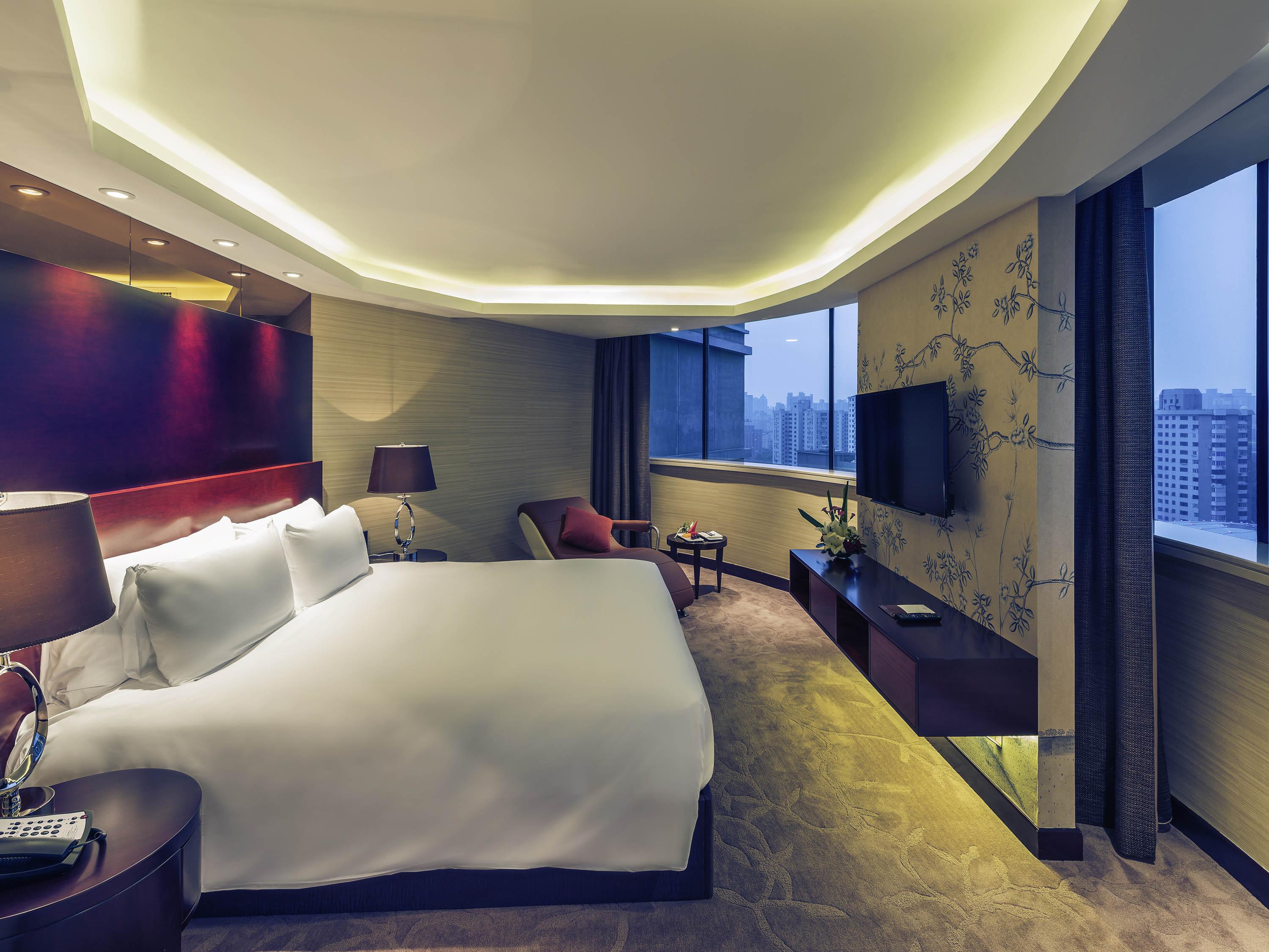 Hotel Madison Hongqiao 3*