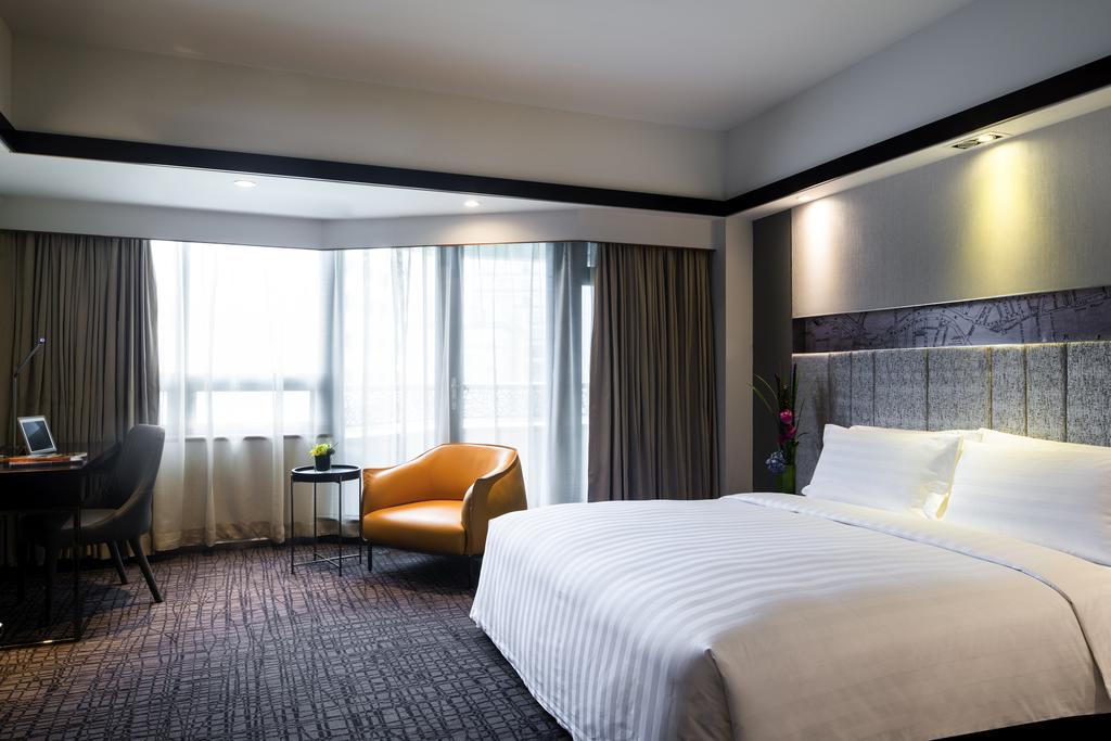 Hotel Grand Mercure Hongqiao 5*