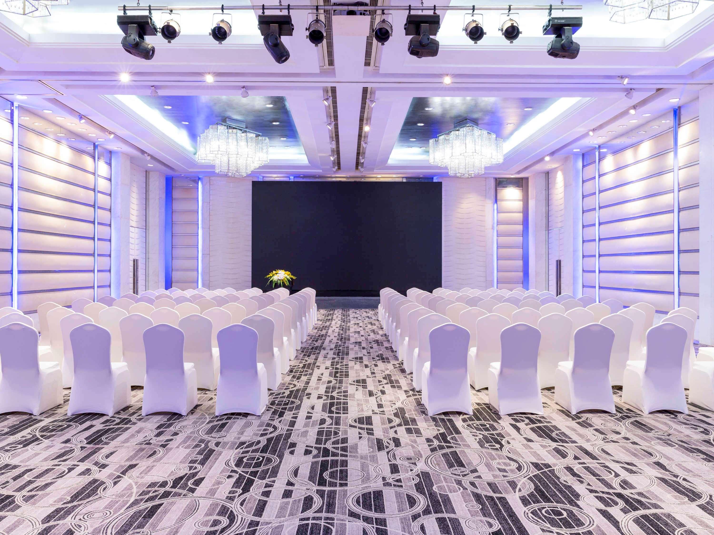 Grand Mercure Hongqiao Hotel