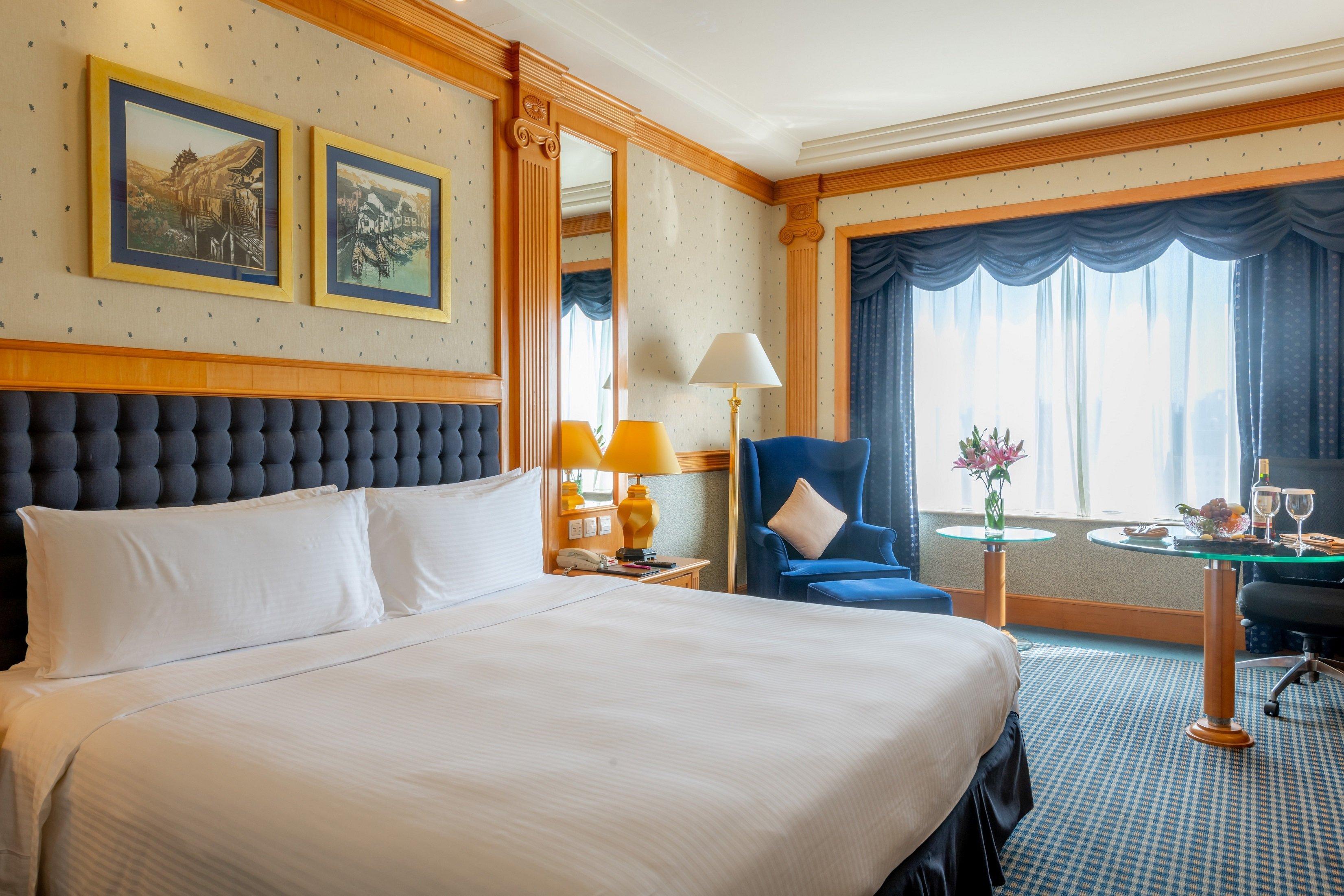 Crowne Plaza By Ihg Otel