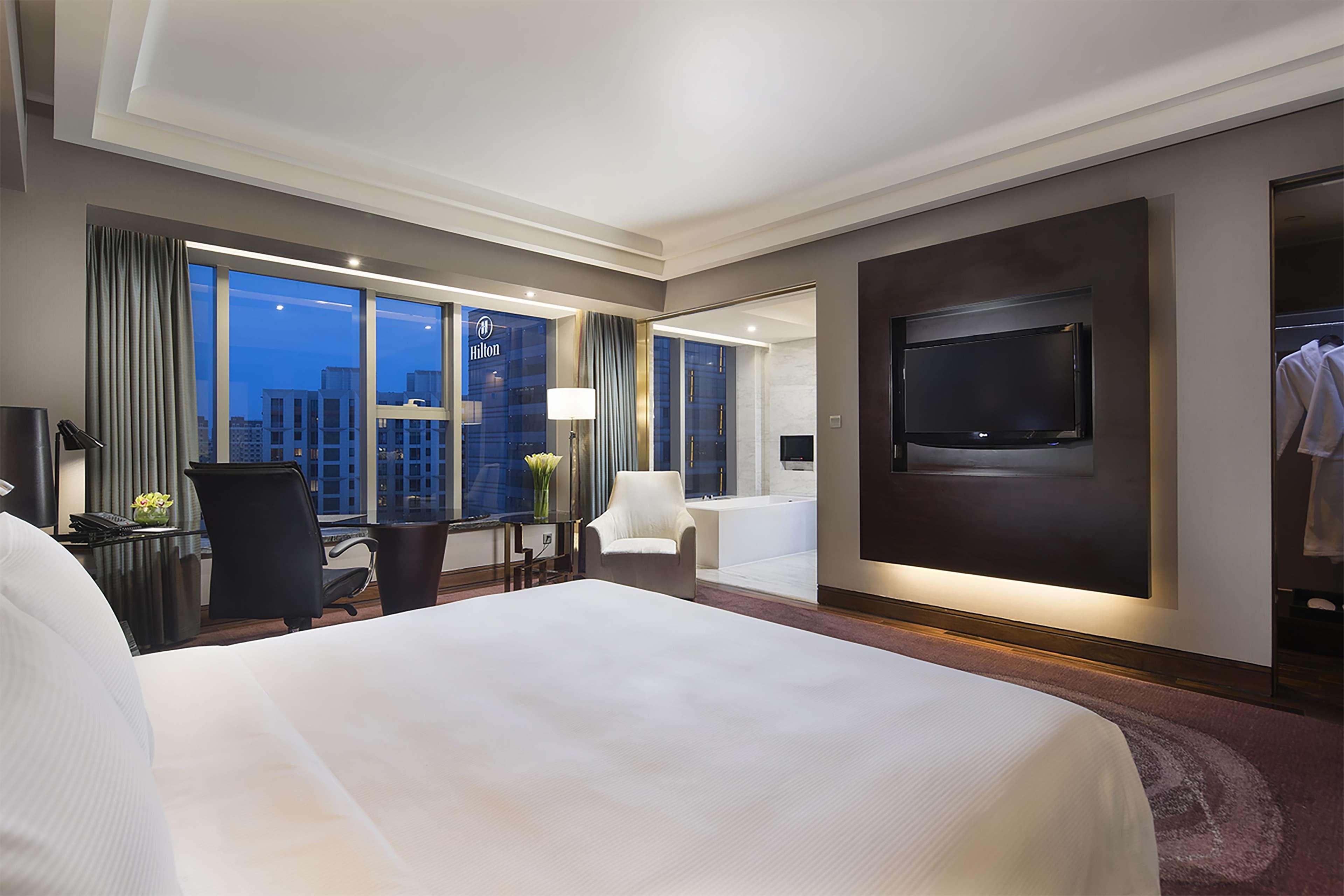 Hilton Hongqiao Hotel 5*