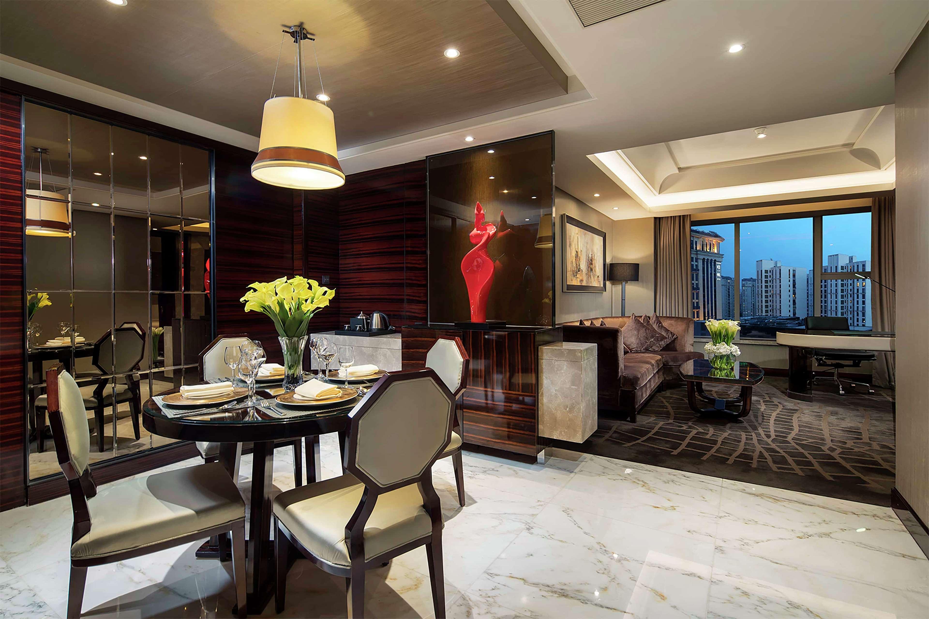 Hilton Hongqiao 5* Shanghái