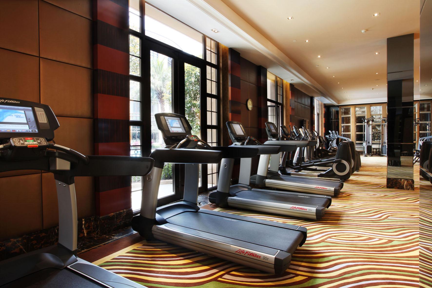 Chateau Star River Minhang Khách sạn 5*