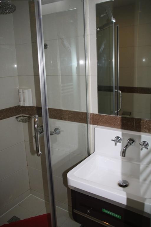 Baolong Homelike - Wujiaochang Branch Otel Şanghay