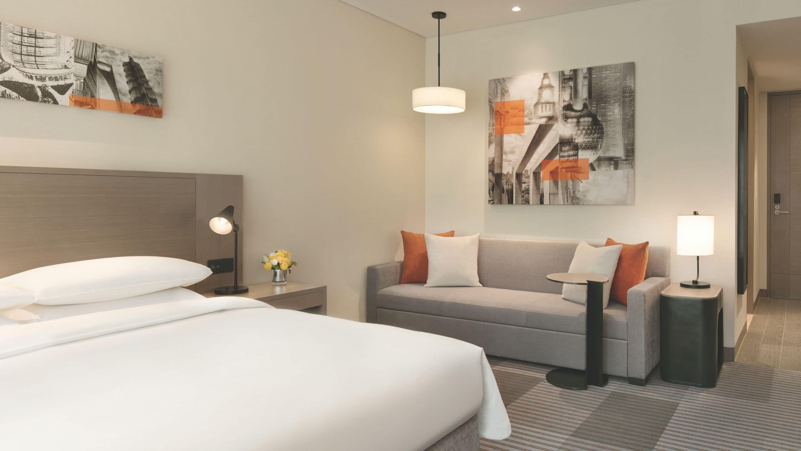 Hyatt Place Tianshan Plaza Hotel 4*