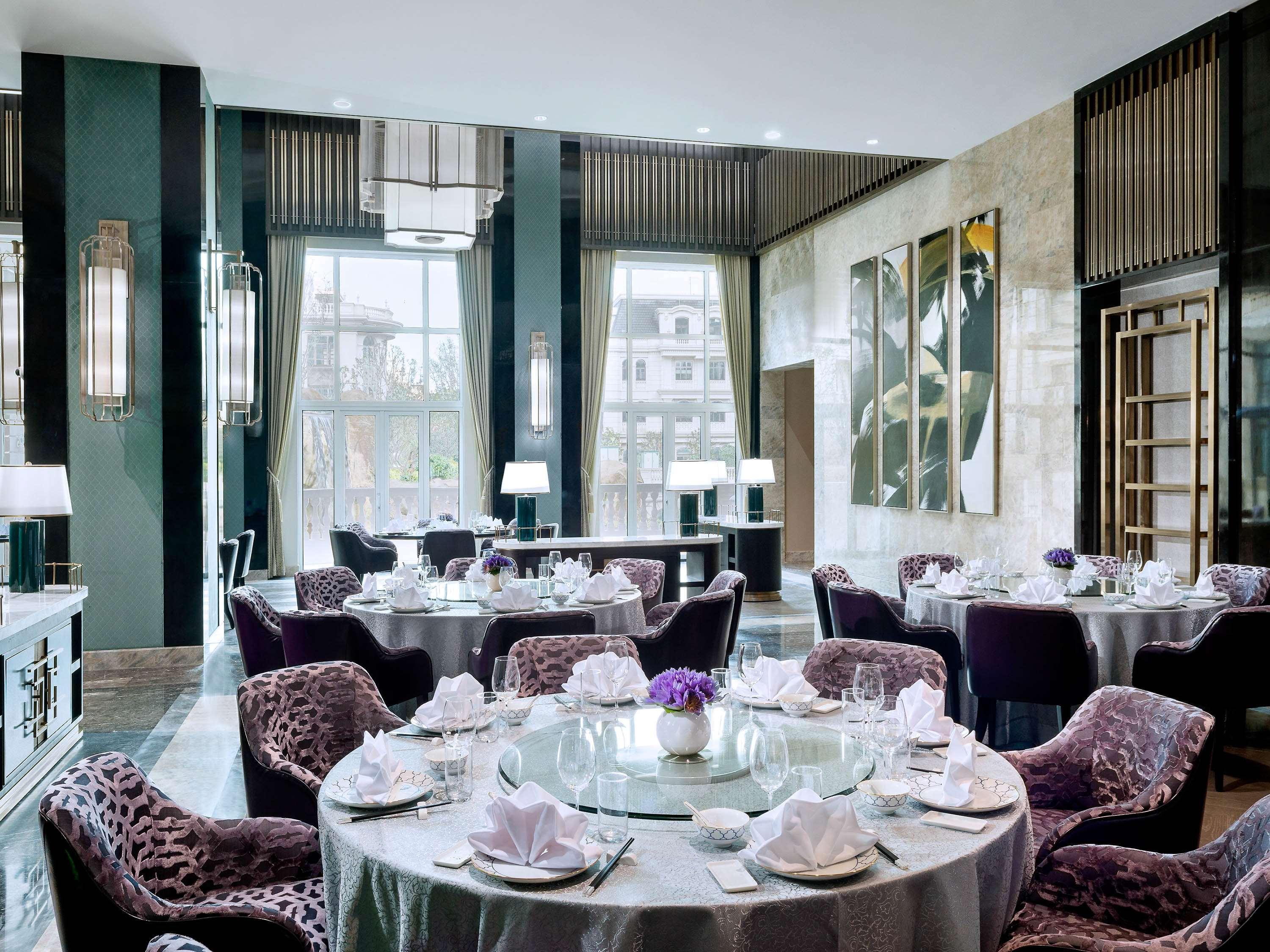 Sofitel Hongqiao Hotel 5*