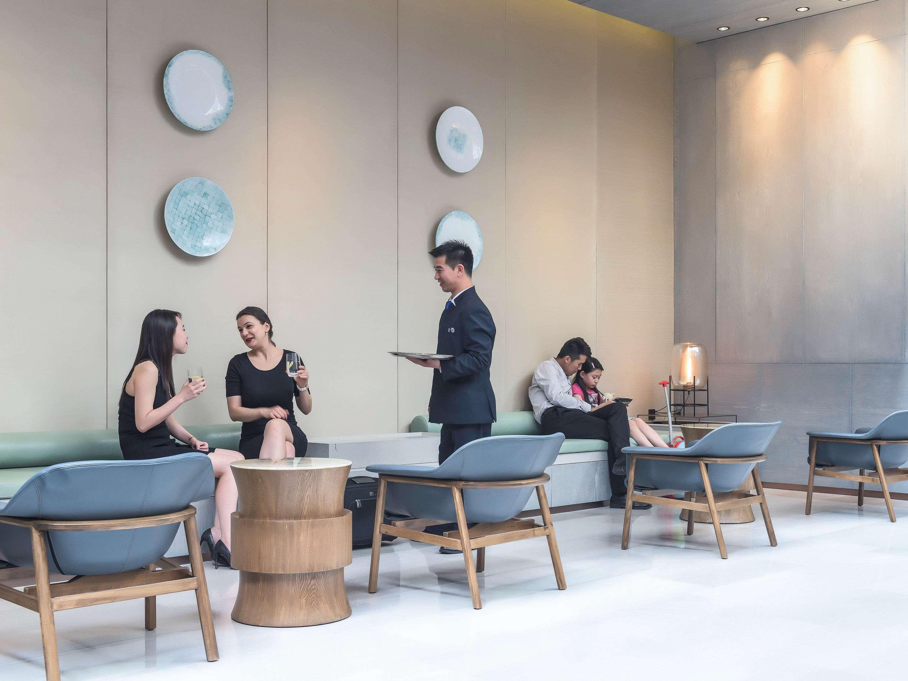 Novotel Clover 5* Xangai