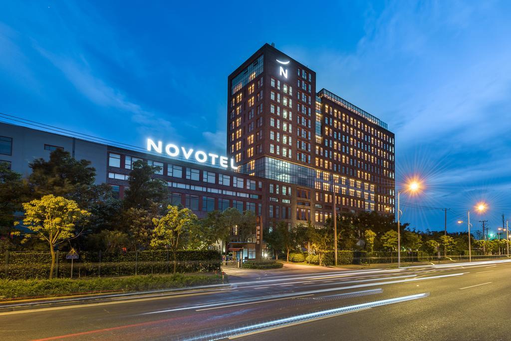 Novotel Clover 5* Xangai