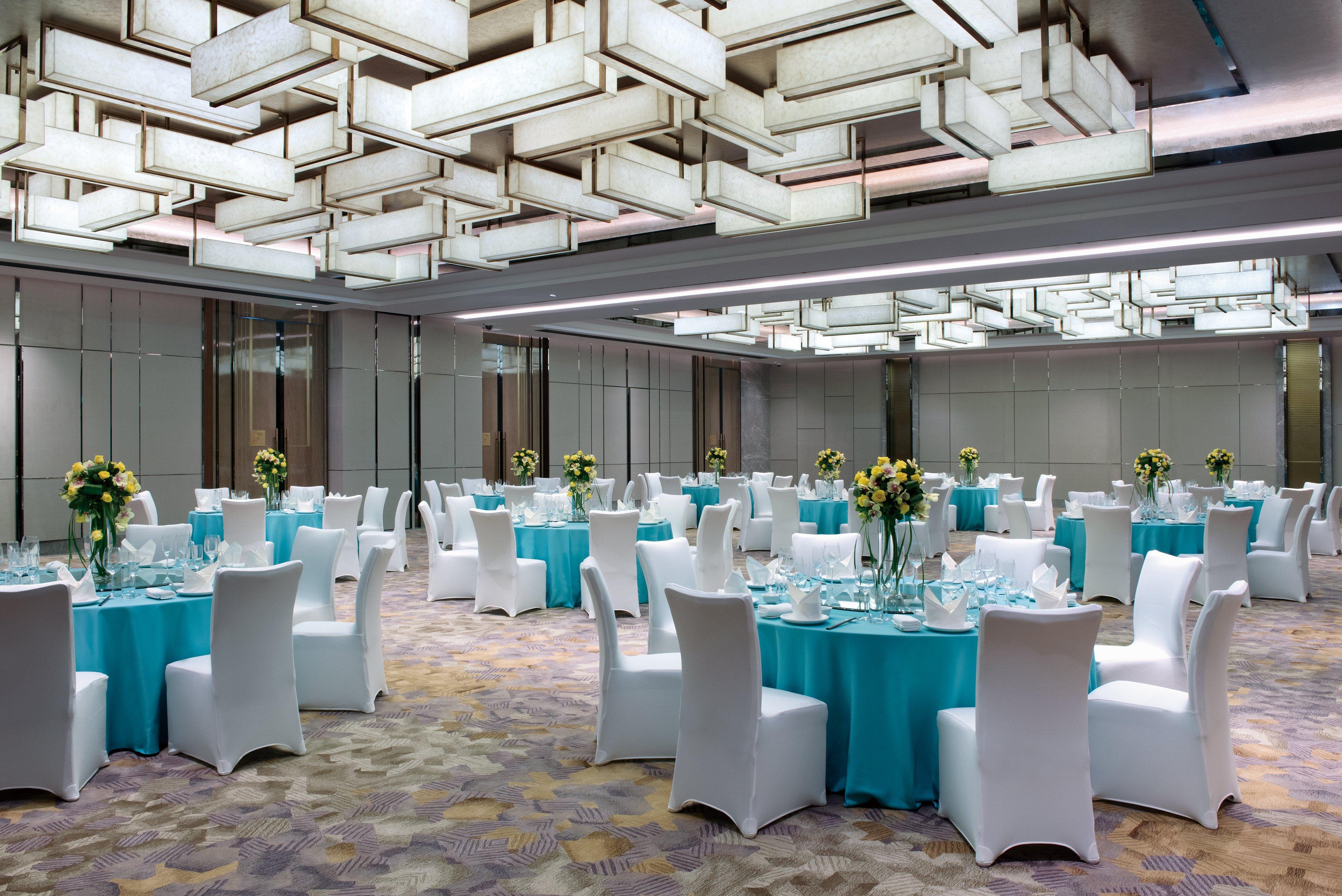 Crowne Plaza Pujiang By Ihg 5*