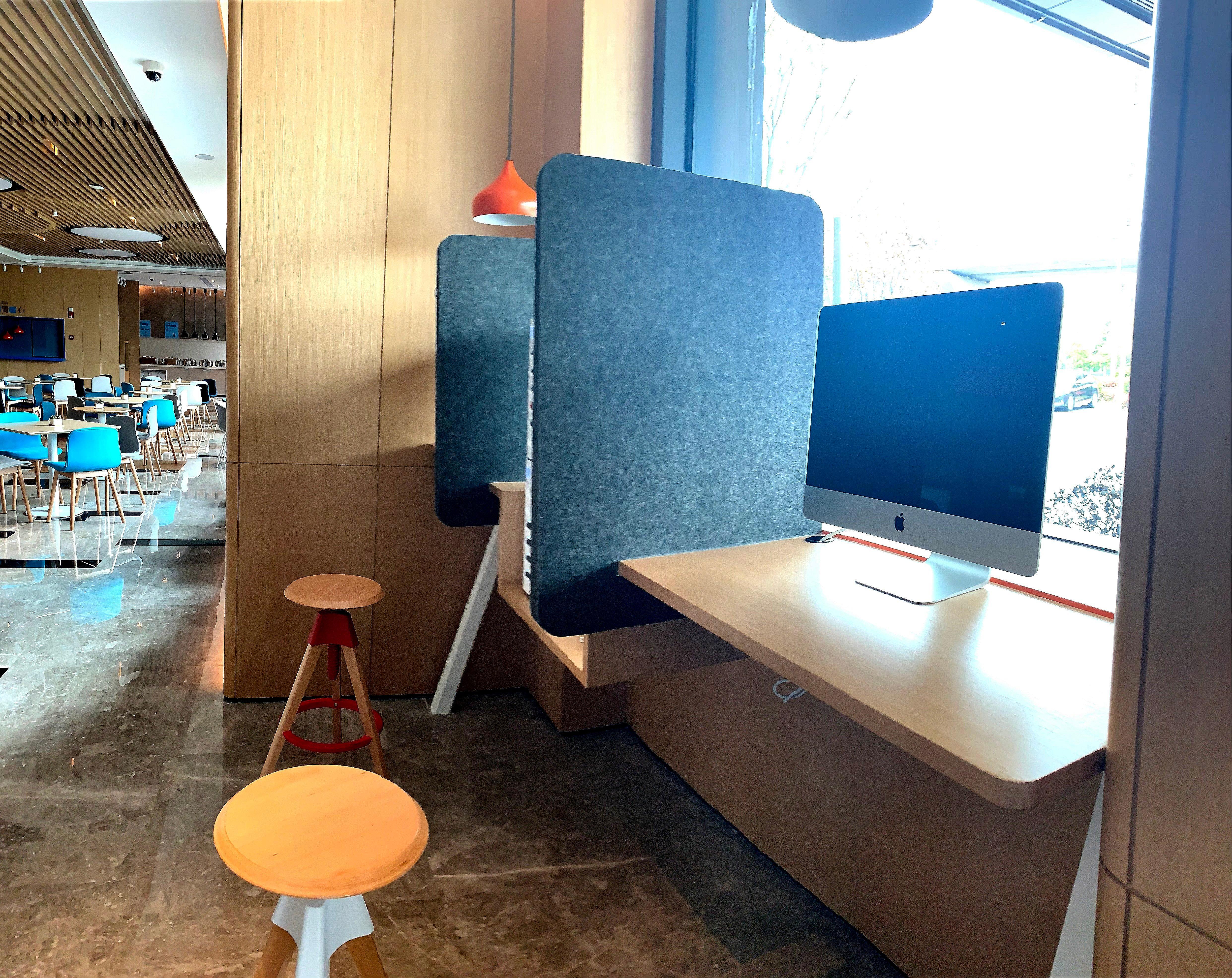 Hotel Express Kangqiao By Ihg 4*