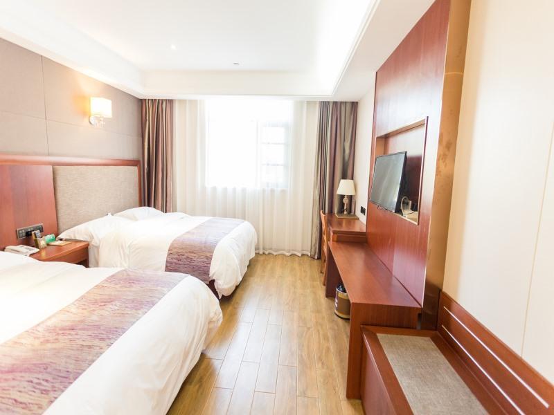Greentree Alliance Disneyland North Gate Hotel 3*