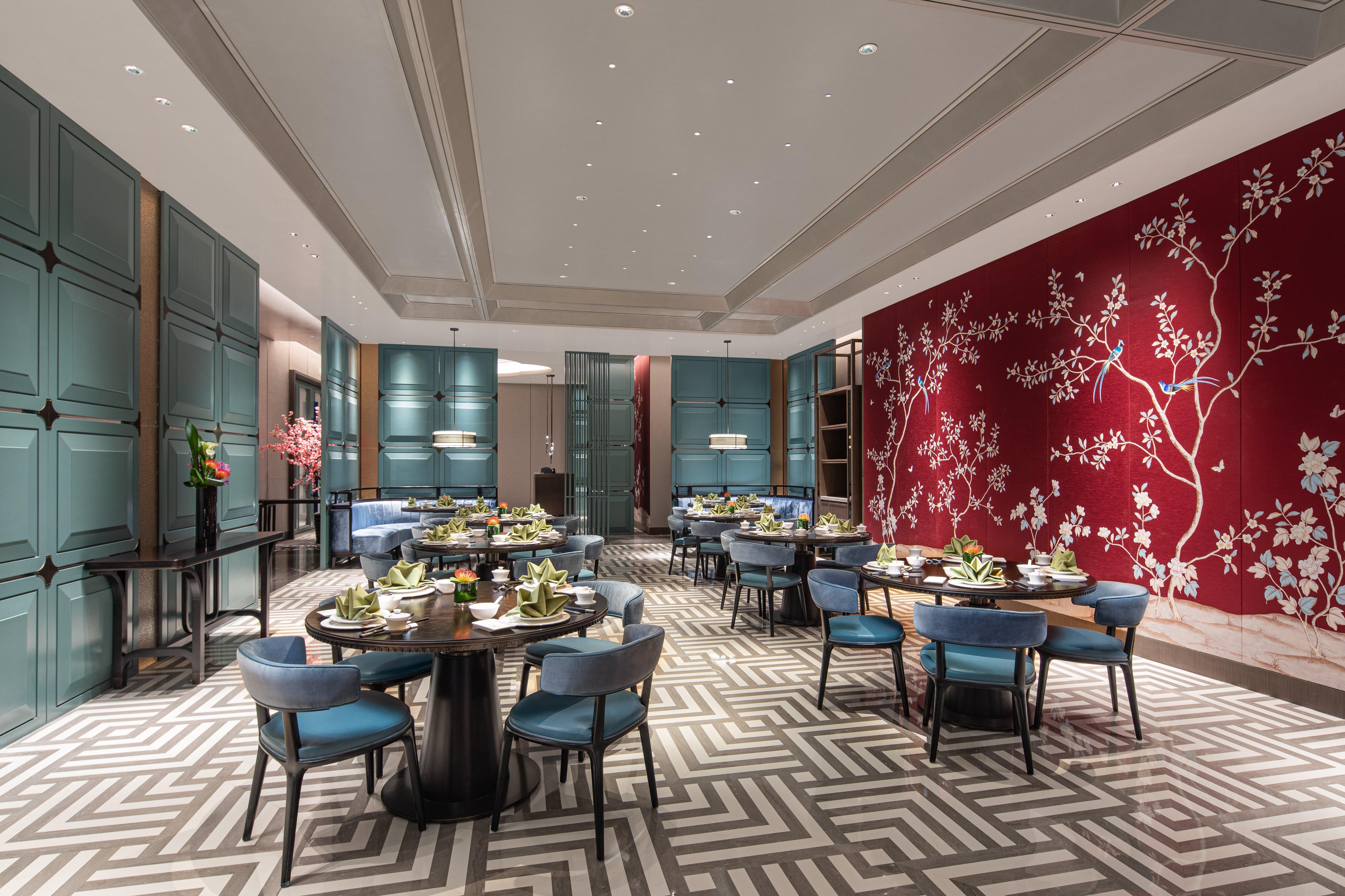 Hotel Crowne Plaza Hongqiao By Ihg 5*