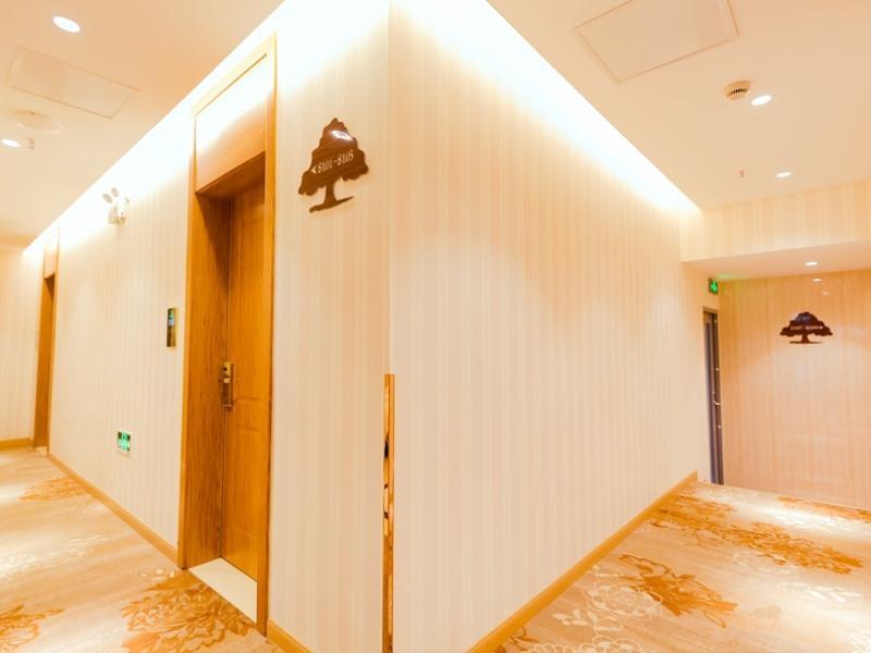 Hotel Greentree Inn Shanghai Caoan Road Textile Express Hotel
