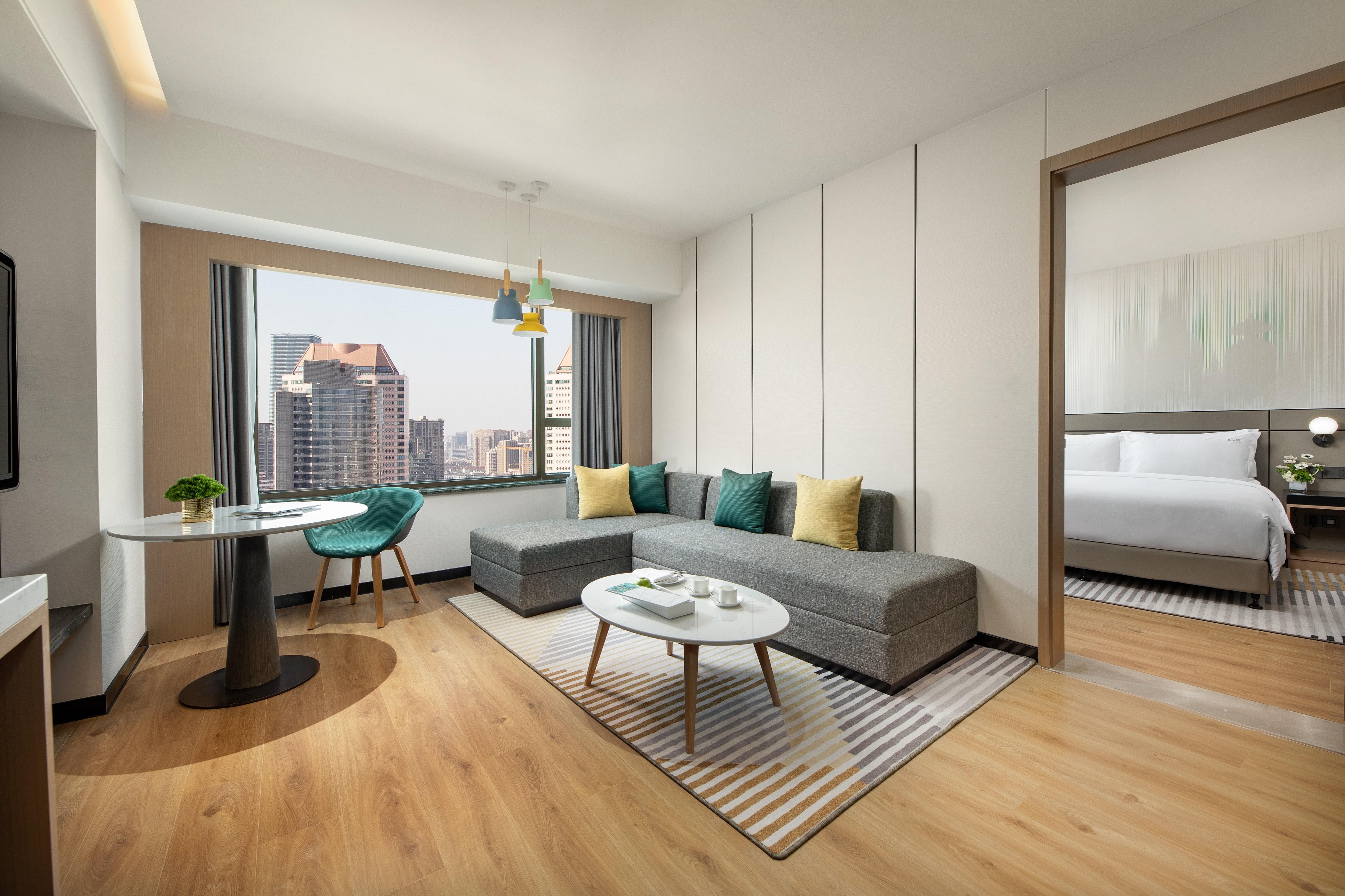 Nanjing Road By Ihg Hotel Shanghai