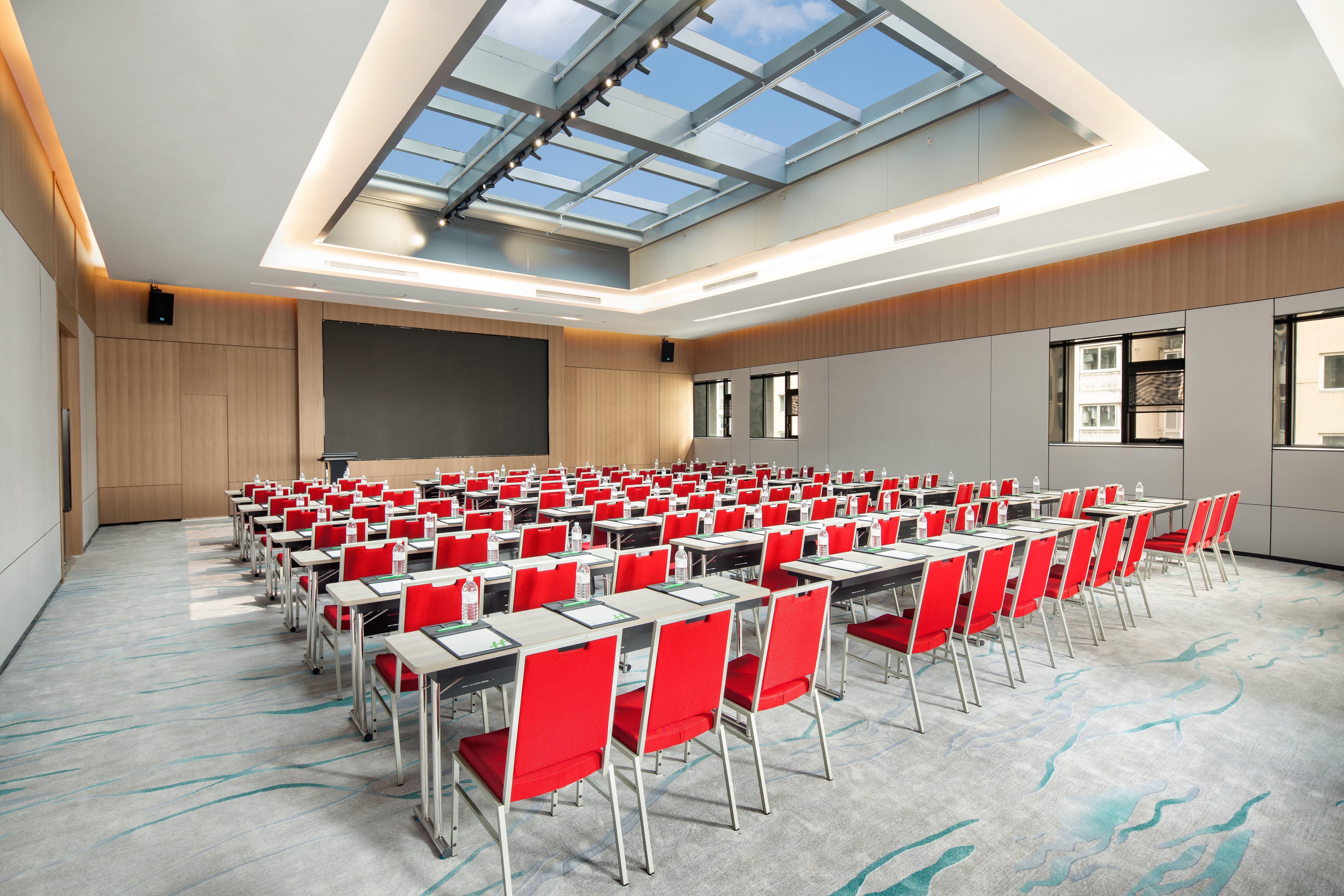 Nanjing Road By Ihg Hotel 5*