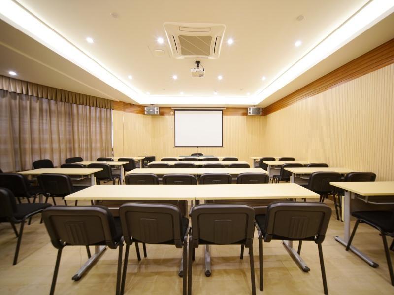 Greentree Shanghaibaoshan District Tieshan Road Youyi Road
