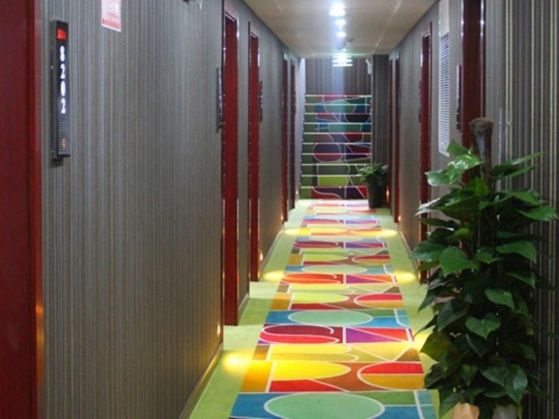 Hotel Shell Pudong Xin District Huanglou Town Furong Road 2*