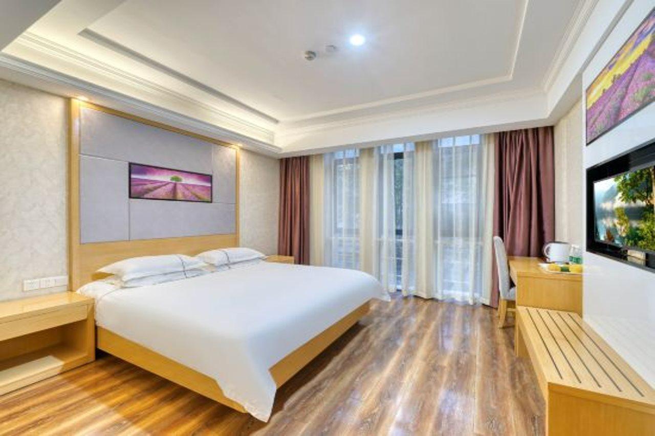 Hotel Yongle 2*