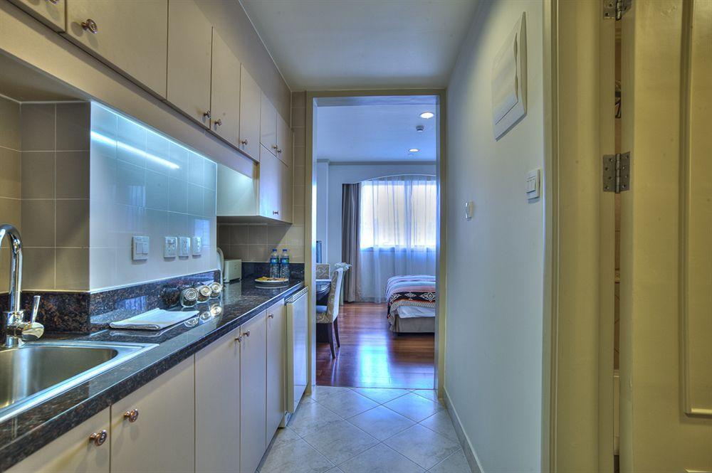 Aparthotel Green Court City Center,