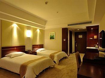 Hotel Jinjiang Select Fengxian Baolong Square North Yunhe Road 2*