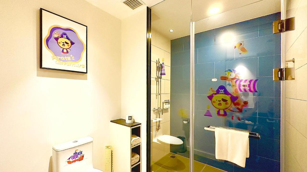 Express Kangqiao By Ihg Hotel 4*