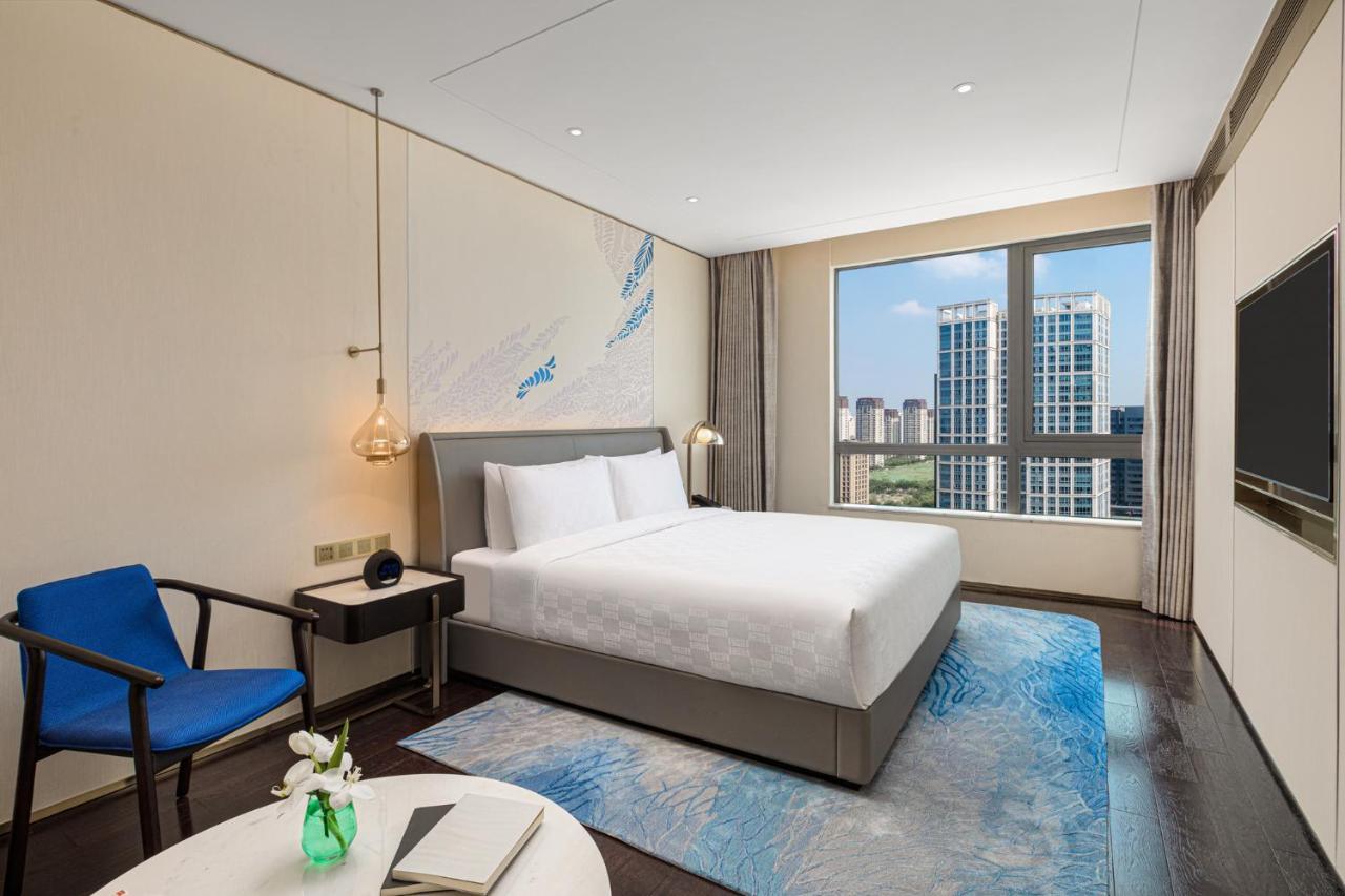 Hotel Hualuxe Changfeng Park