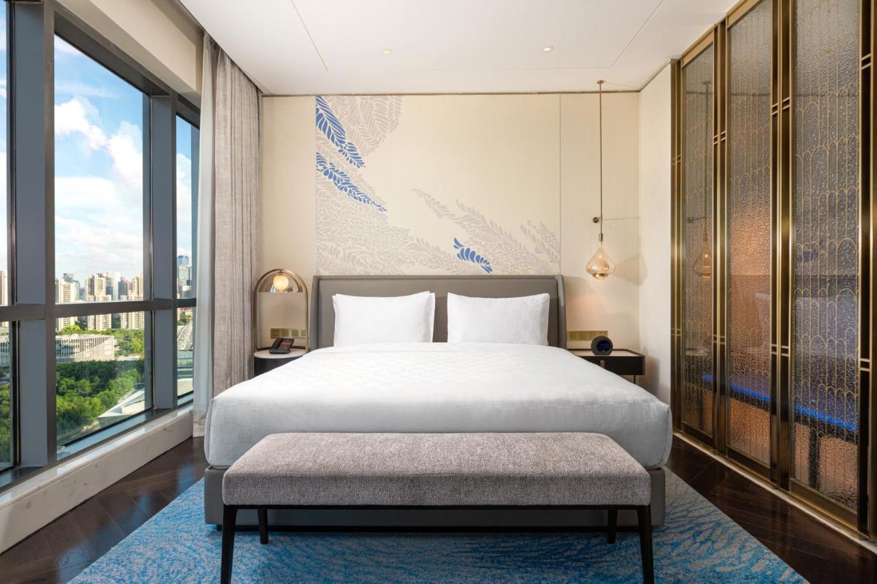 Hualuxe Changfeng Park 5* Shanghai