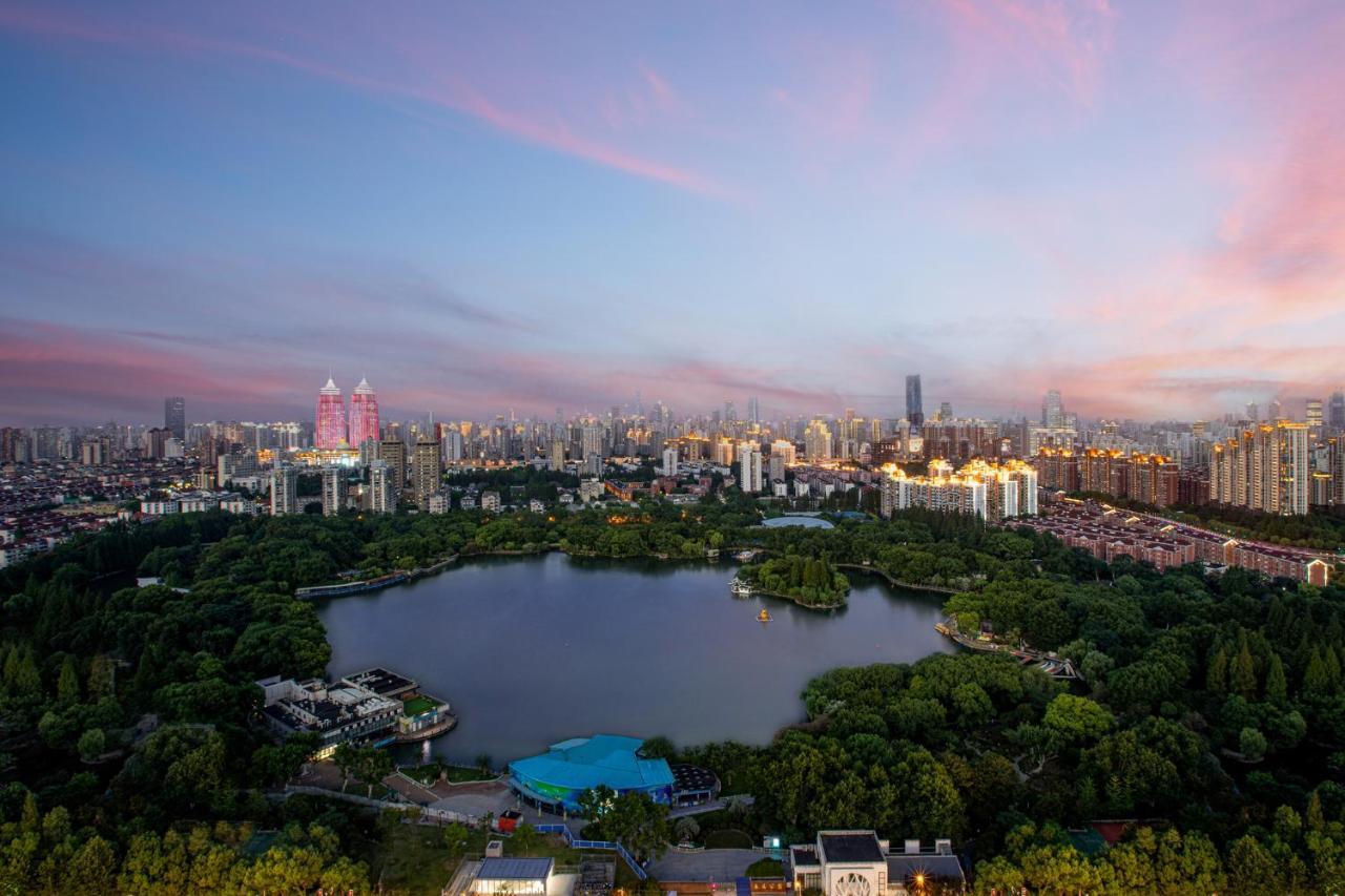Hualuxe Changfeng Park 5* Shanghai