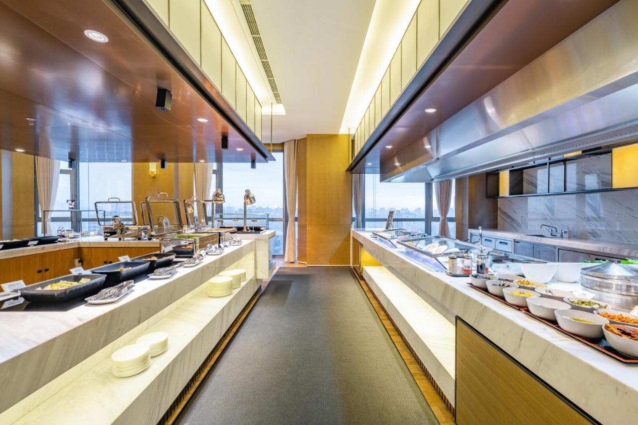 Hotel Huaxia By Ihg - Overlooking Scenery At Sky View Restaurant 4*