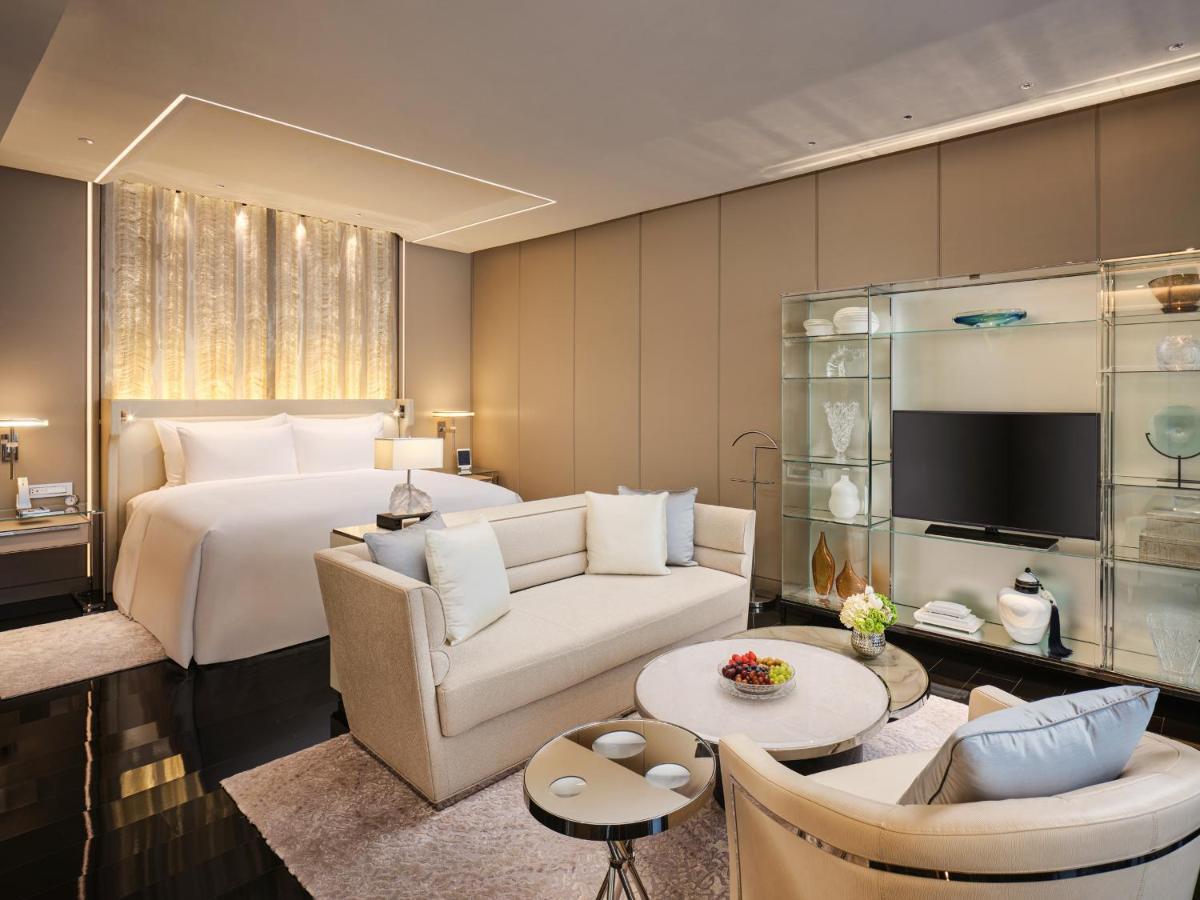 J Hotel, Tower - Above Else, Overlooking The Bund 5* Shanghai