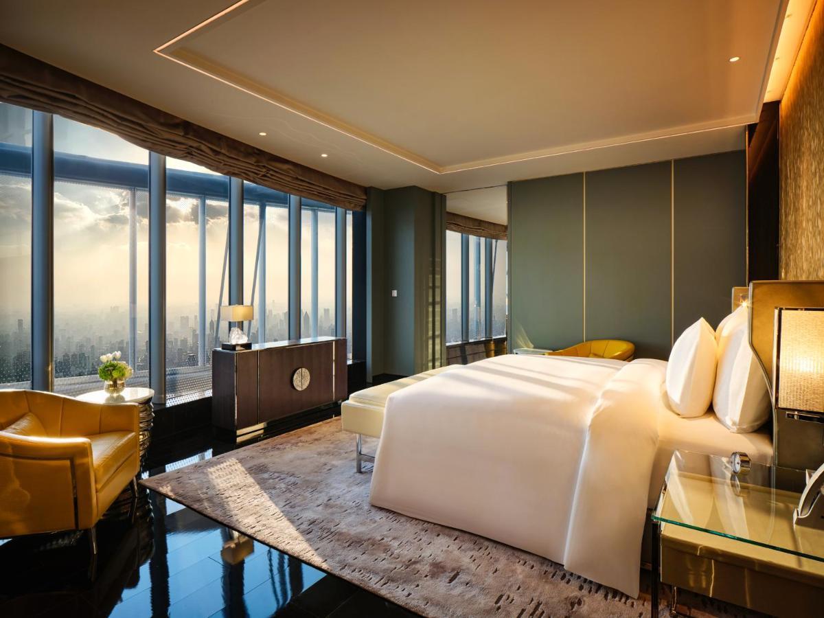 J Hotel, Tower - Above Else, Overlooking The Bund Hotel Shanghai