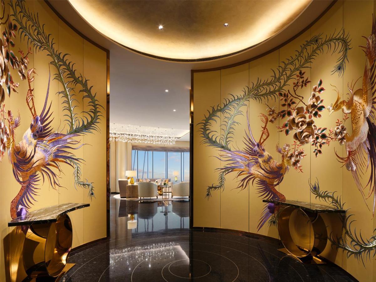 J Hotel, Tower - Above Else, Overlooking The Bund Hotel 5*