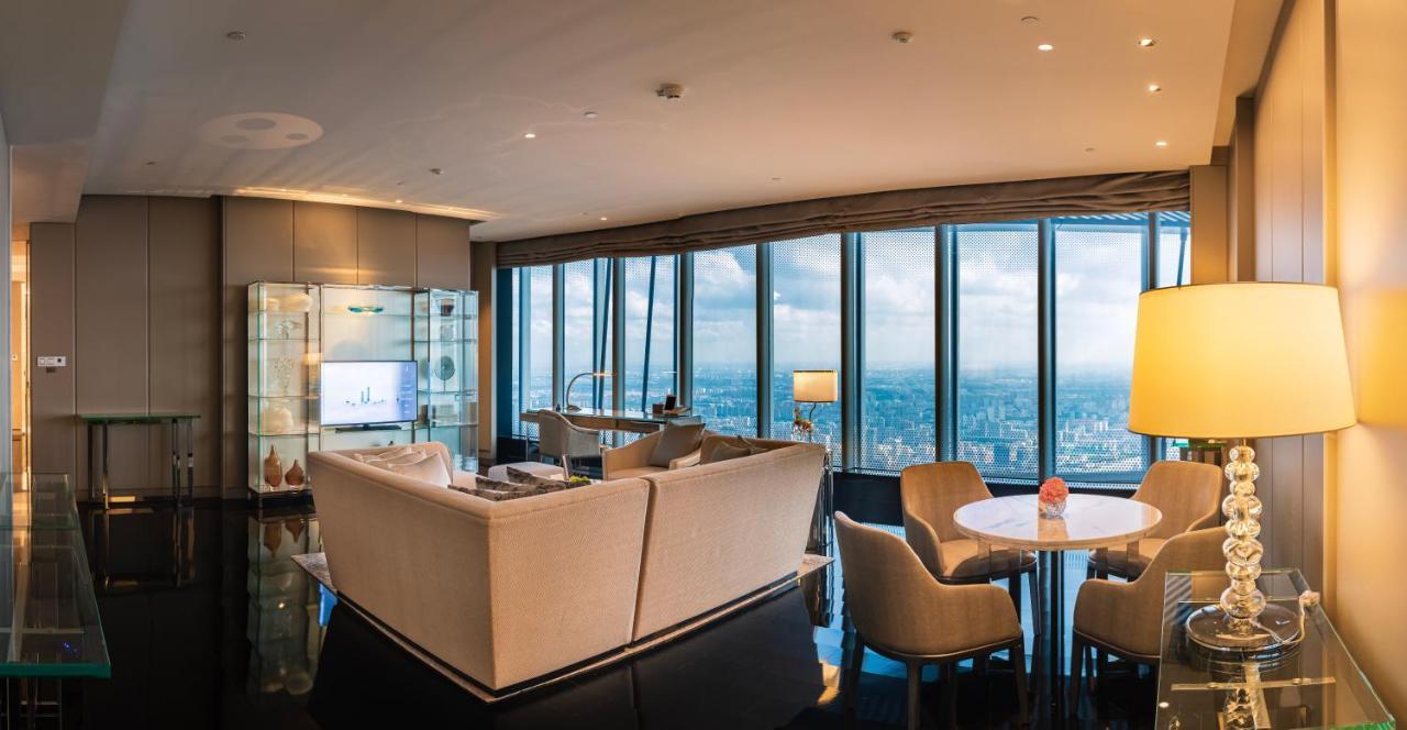 J Hotel, Tower - Above Else, Overlooking The Bund Hotel Shanghai