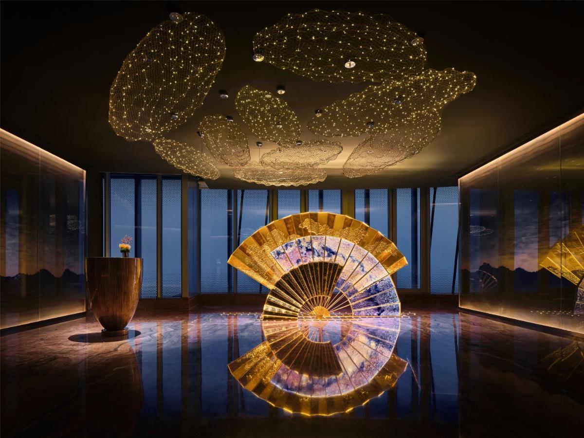 J Hotel, Tower - Above Else, Overlooking The Bund 5* Shanghai