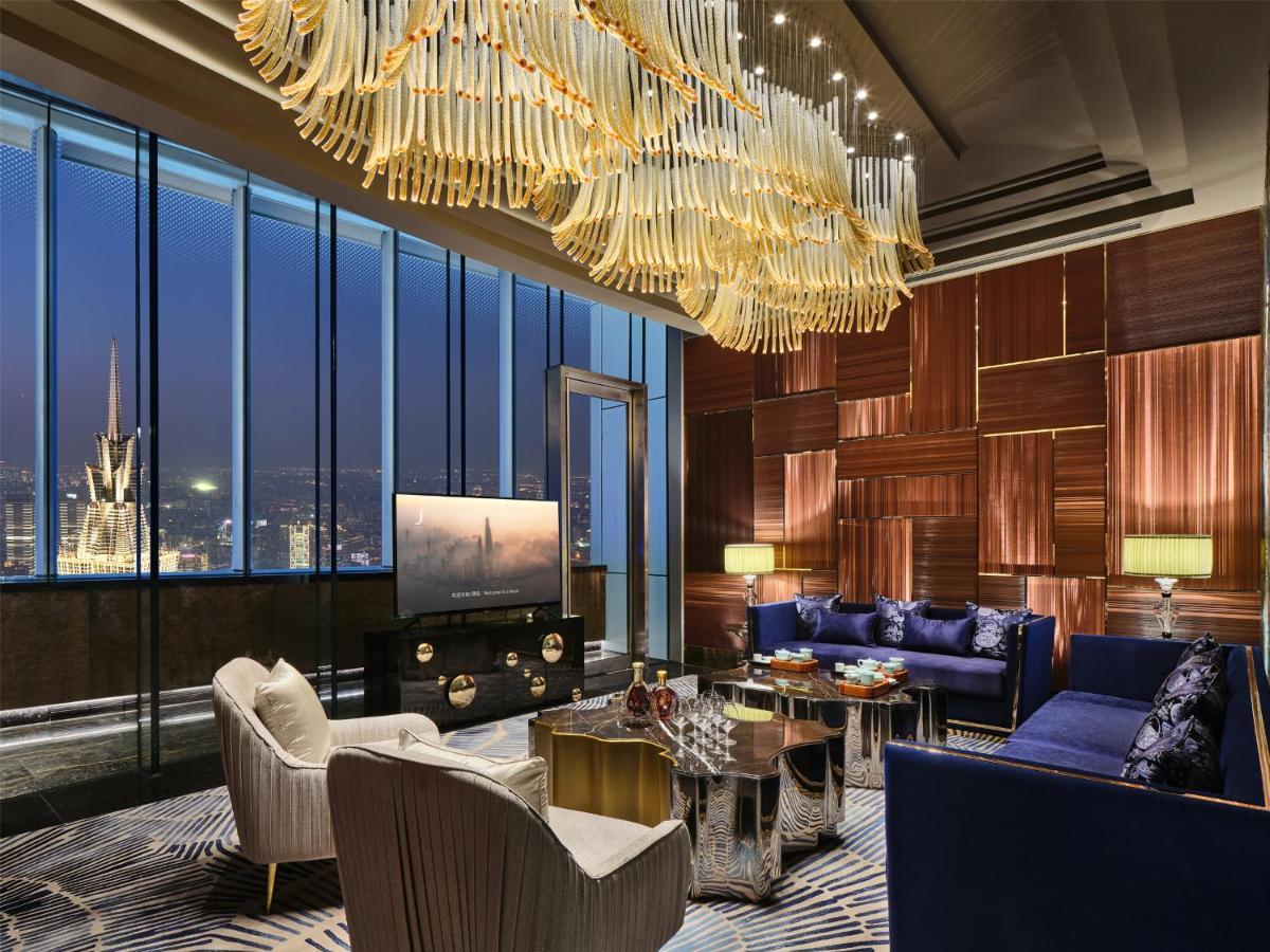 J Hotel, Tower - Above Else, Overlooking The Bund 5*