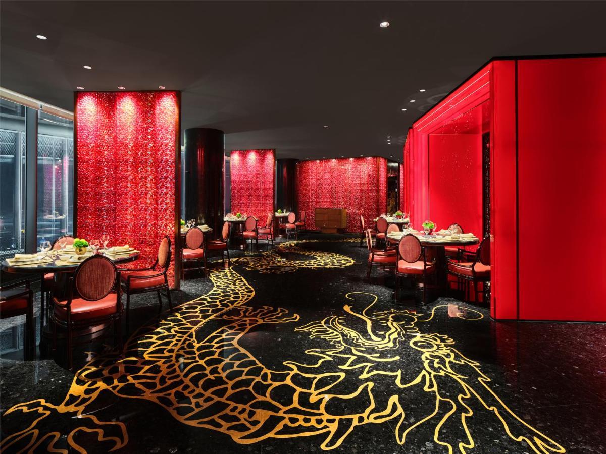 J Hotel, Tower - Above Else, Overlooking The Bund Otel