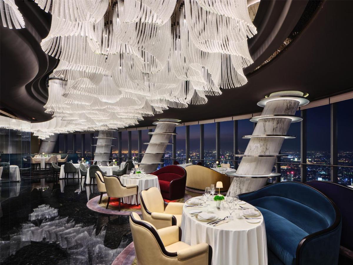 Hotel J Hotel, Tower - Above Else, Overlooking The Bund