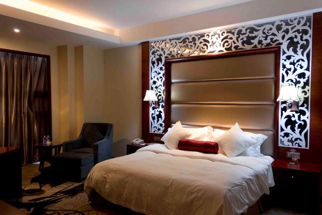 Jinfeng International Hotel
