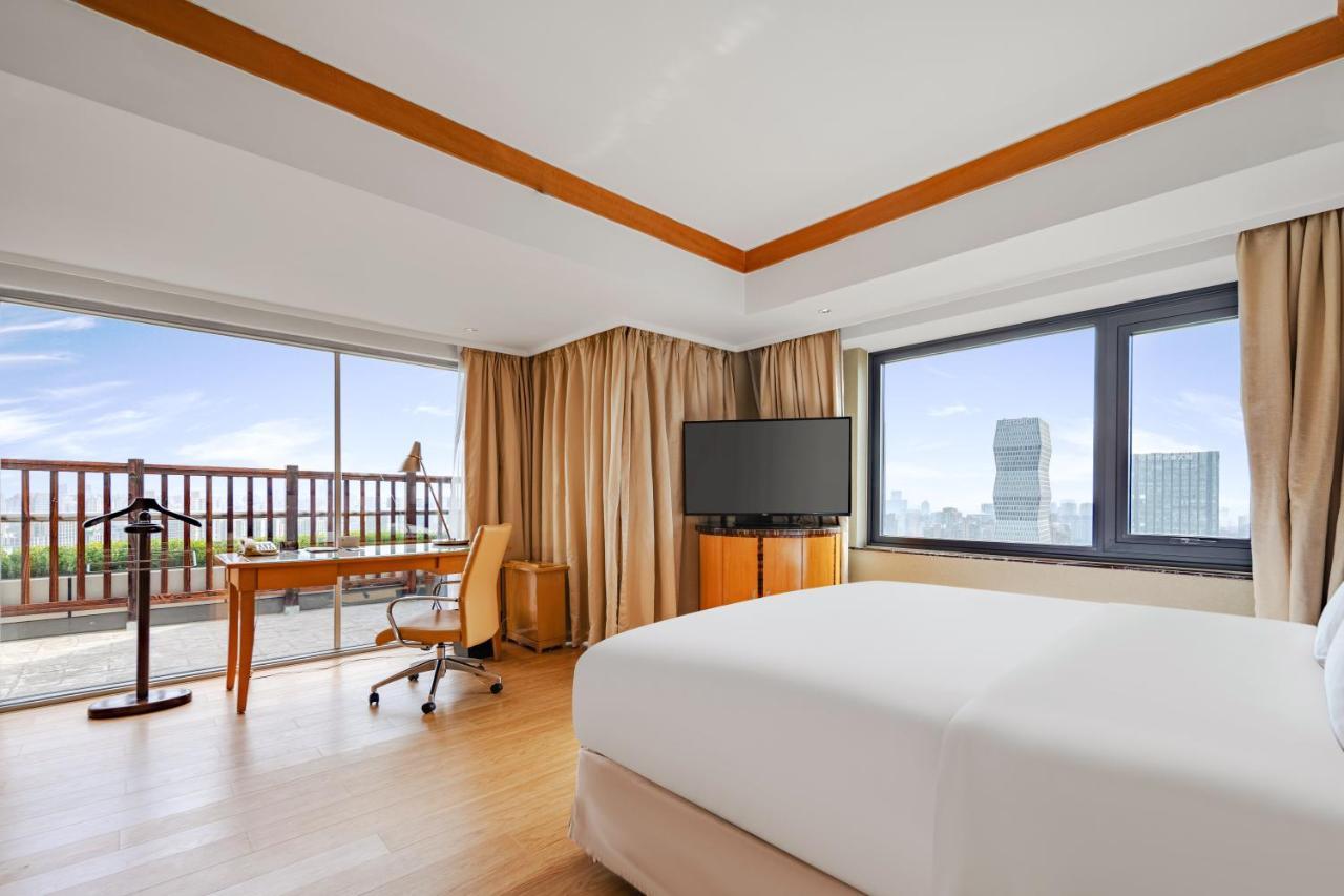 Radisson Collection Hotel, Yangtze Hotel 5*