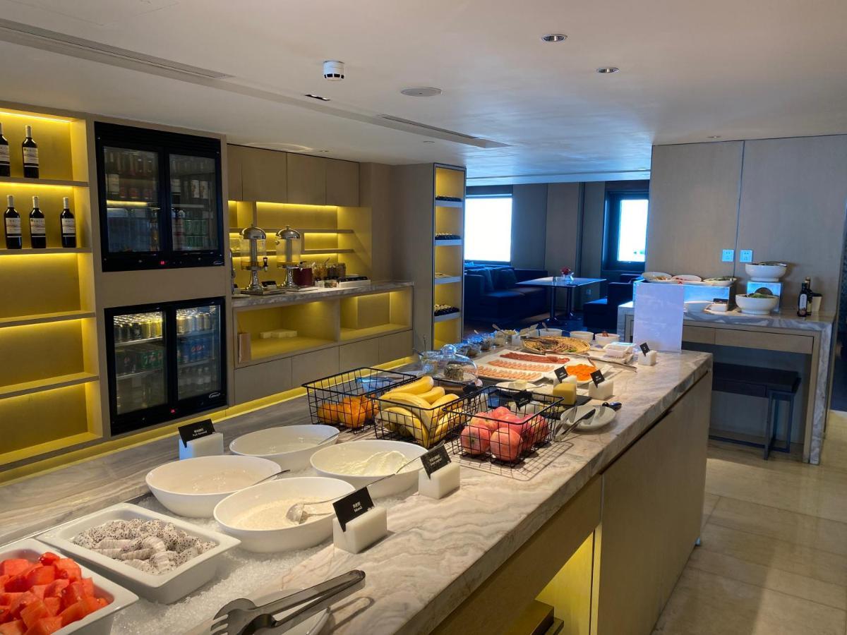 Radisson Collection Hotel, Yangtze Hotel Shanghai