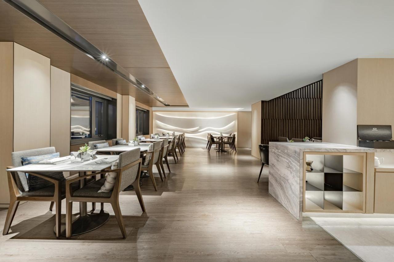 Radisson Collection Hotel, Yangtze Hotel 5*