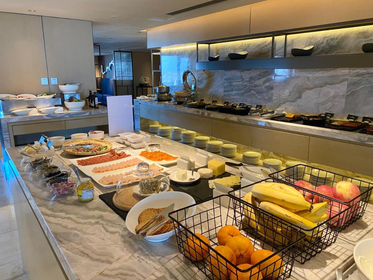 Hotel Radisson Collection Hotel, Yangtze 5*