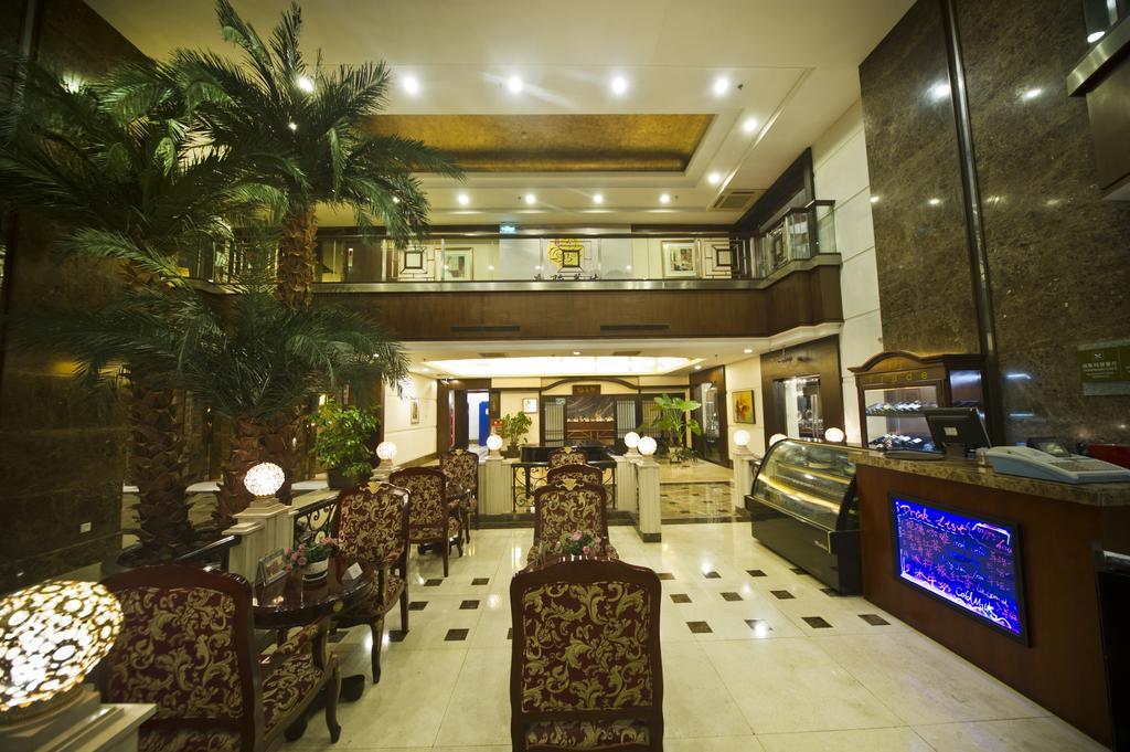 Green Garden Hotel 4*