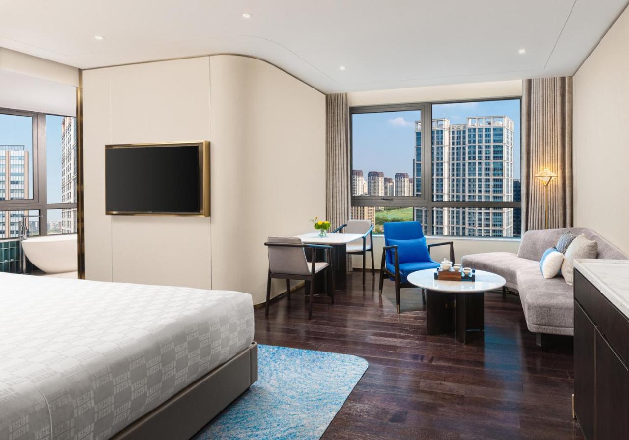 Hualuxe Changfeng Park 5* Shanghai