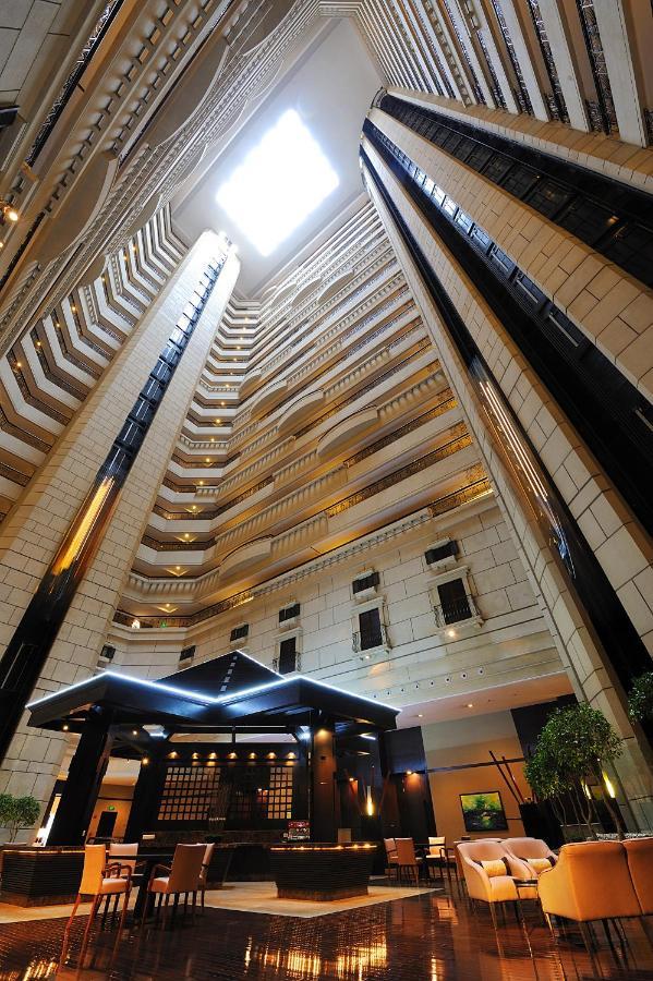Intercontinental Pudong By Ihg Hotel Shanghai