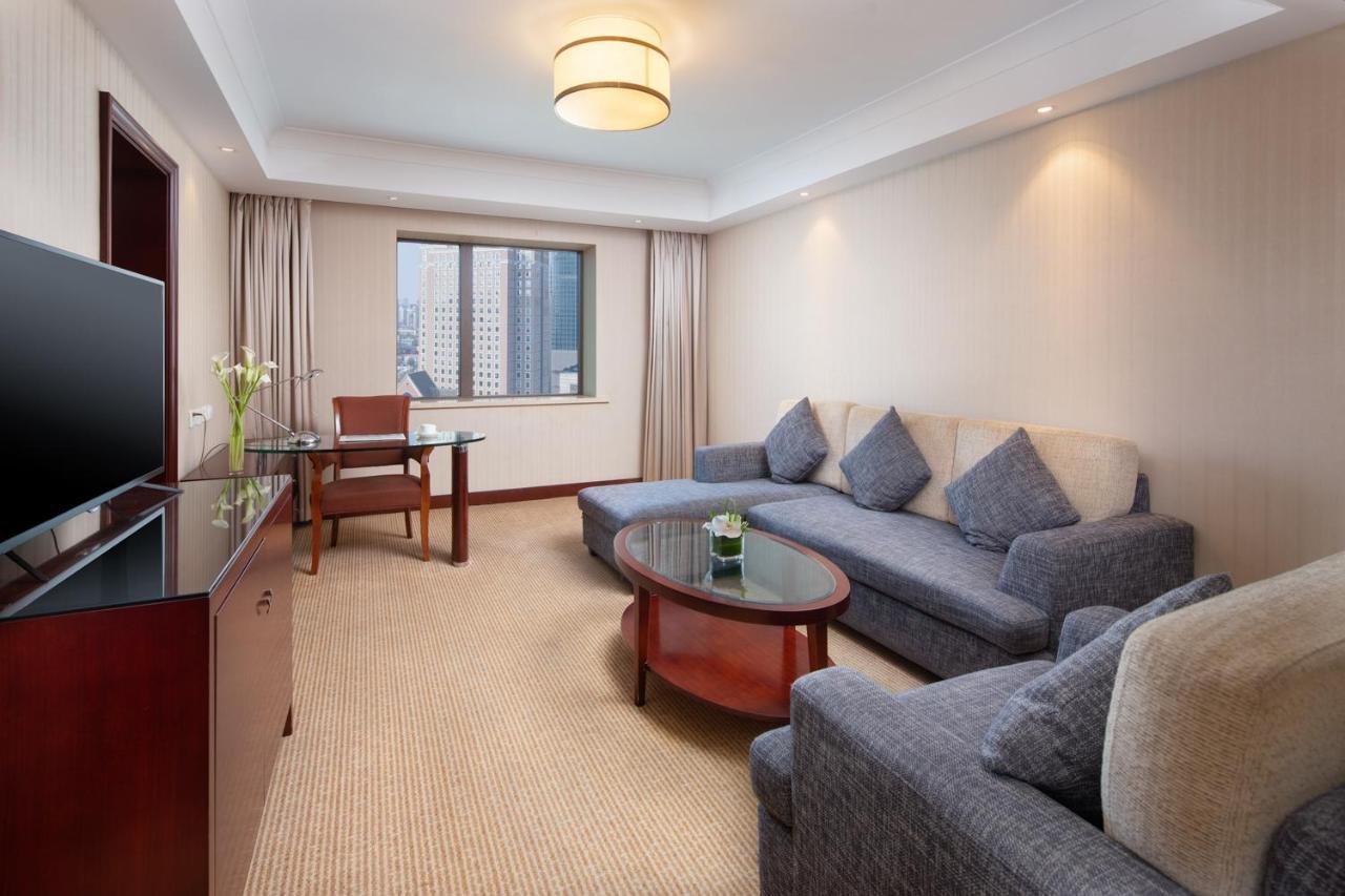 Jianguo Hotel