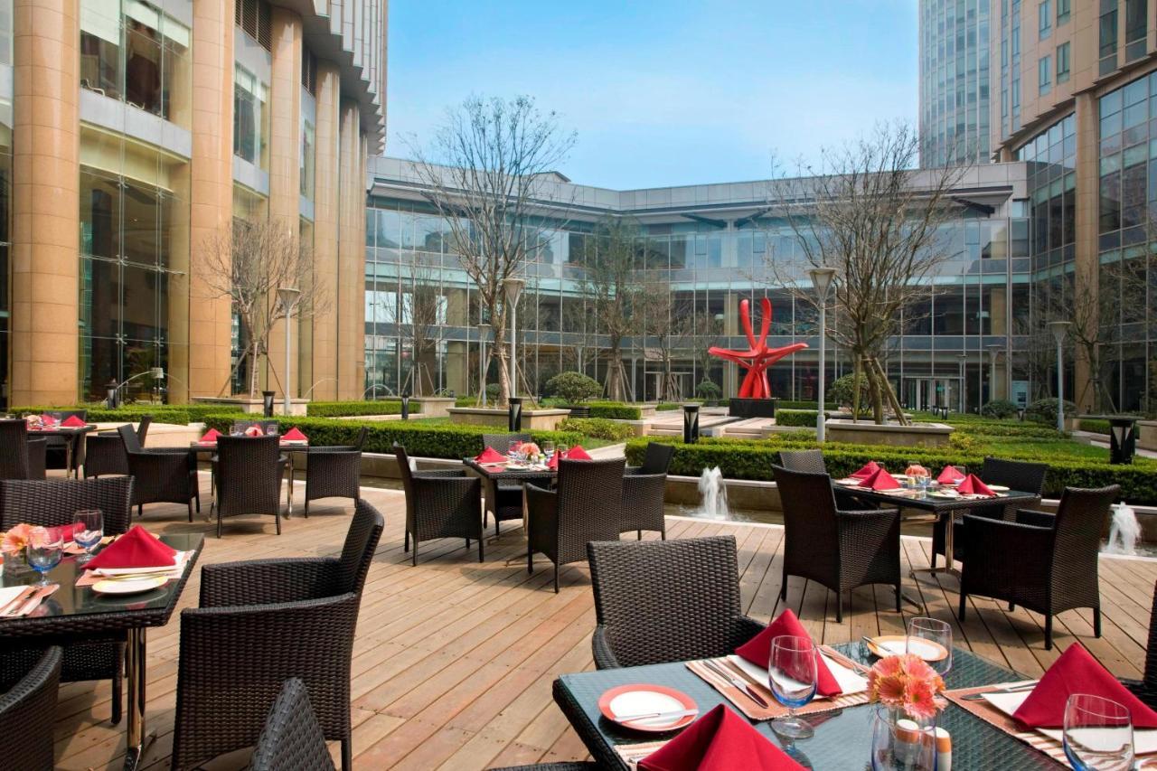Hotel Sheraton Grand Pudong & Residences