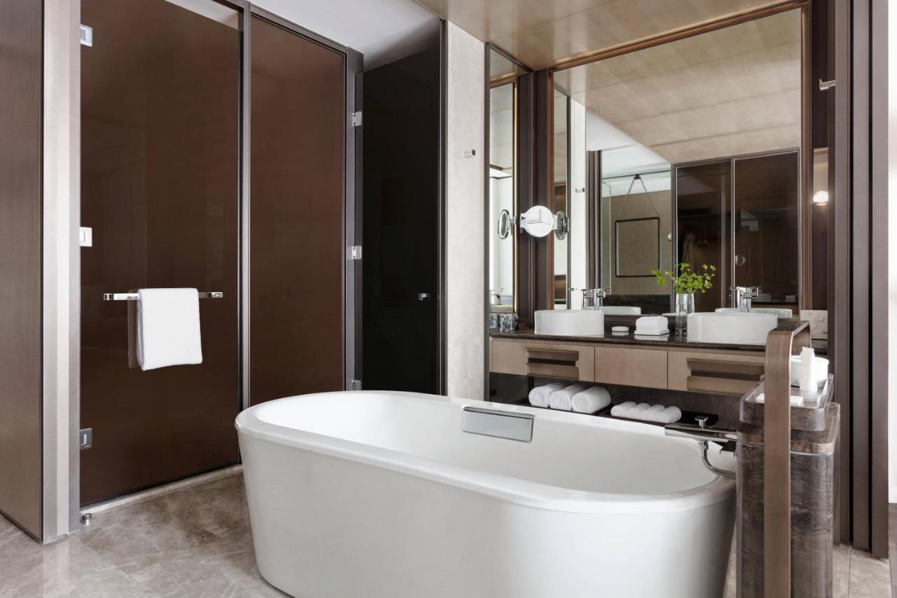 Jw Marriott Marquis Pudong 5* Şanghay