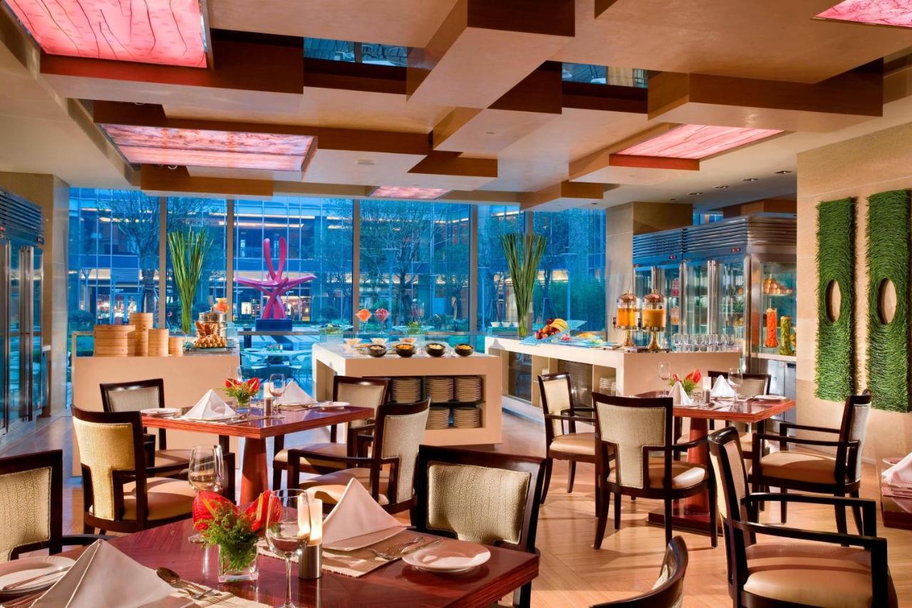 Sheraton Grand Pudong & Residences Hotel 5*