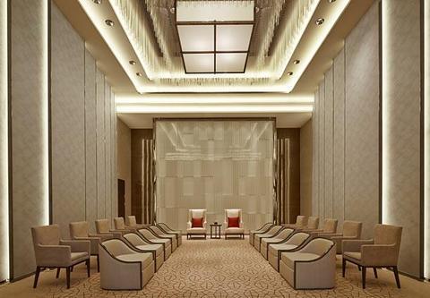 Marriott Parkview Hotel 5*